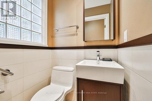 3689 Beechollow Crescent, Mississauga, ON - Indoor Photo Showing Bathroom