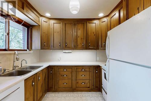 25985 Woodbine Avenue, Georgina, ON - Indoor Photo Showing Kitchen With Double Sink