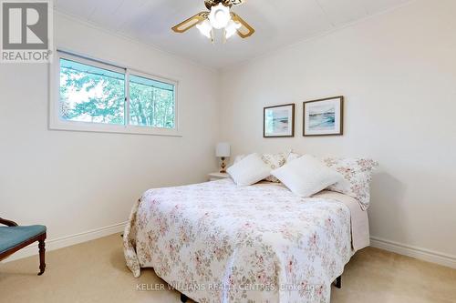 25985 Woodbine Avenue, Georgina, ON - Indoor Photo Showing Bedroom