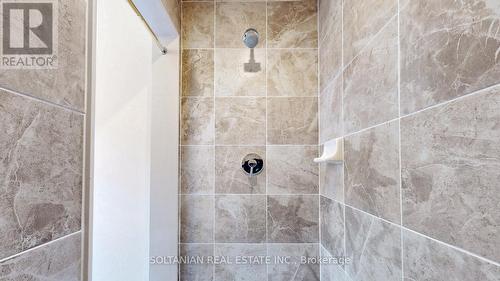 Main - 19 Faimira Avenue, Georgina, ON - Indoor Photo Showing Bathroom