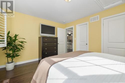 21 Greenaway Circle, Port Hope, ON - Indoor Photo Showing Bedroom