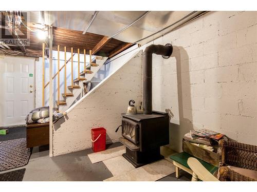 1385 6 Highway, Cherryville, BC - Indoor Photo Showing Basement