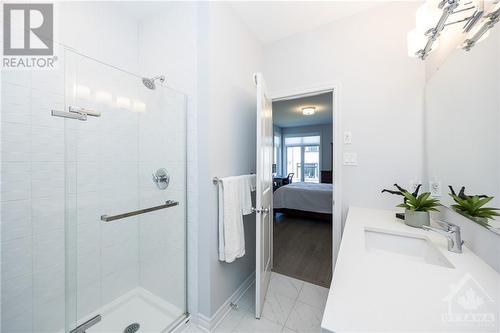 60 Kayenta Street, Ottawa, ON - Indoor Photo Showing Bathroom