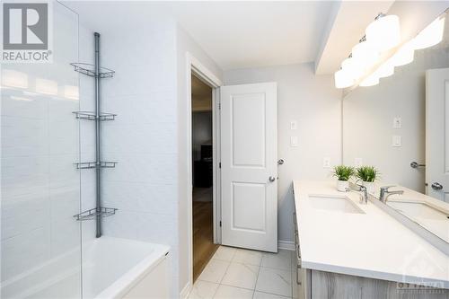 60 Kayenta Street, Ottawa, ON - Indoor Photo Showing Bathroom