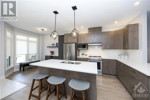 60 Kayenta Street, Ottawa, ON - Indoor Photo Showing Kitchen With Double Sink With Upgraded Kitchen