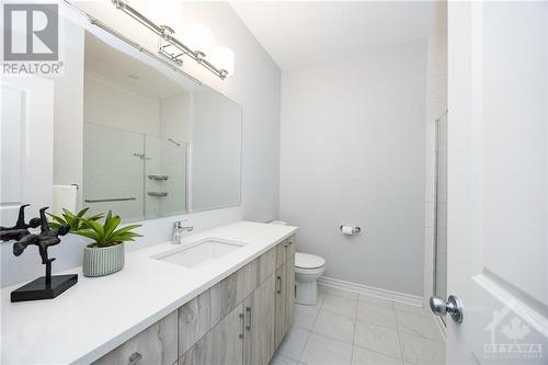 60 Kayenta Street, Ottawa, ON - Indoor Photo Showing Bathroom