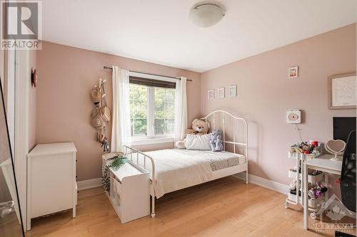 960 Elsett Drive, Ottawa, ON - Indoor Photo Showing Bedroom