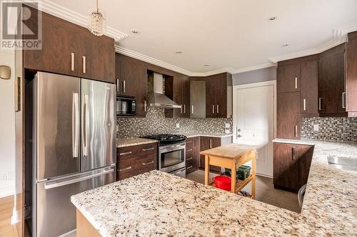 960 Elsett Drive, Ottawa, ON - Indoor Photo Showing Kitchen With Double Sink With Upgraded Kitchen