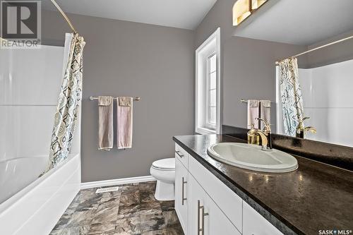 5109 Aerial Crescent, Regina, SK - Indoor Photo Showing Bathroom