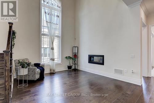 16 Drizzel Crescent, Richmond Hill, ON - Indoor Photo Showing Living Room With Fireplace