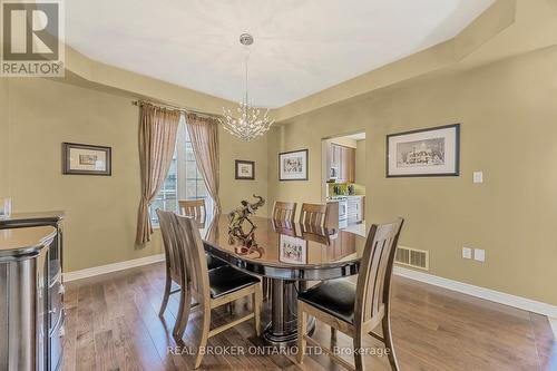 79 Sovereign'S Gate, Barrie, ON - Indoor Photo Showing Dining Room