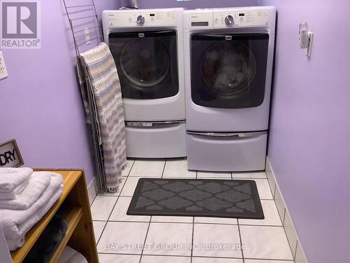 141 Elm Street, Collingwood, ON - Indoor Photo Showing Laundry Room