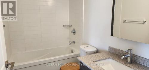 718 - 8200 Birchmount Road, Markham, ON - Indoor Photo Showing Bathroom