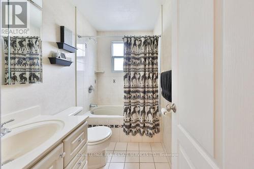 114 Orsett Street, Oakville, ON - Indoor Photo Showing Bathroom