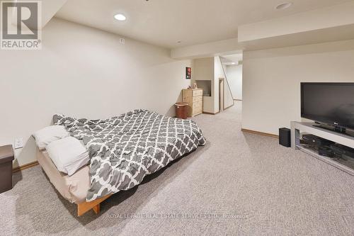 114 Orsett Street, Oakville, ON - Indoor Photo Showing Bedroom