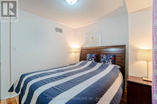 7 - 130 Tenth Street, Toronto, ON - Indoor Photo Showing Bedroom