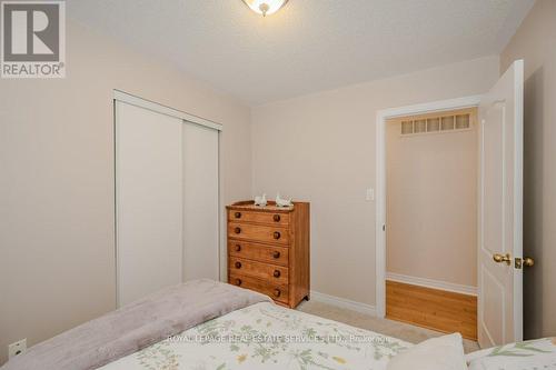 2225 Hummingbird Way, Oakville, ON - Indoor Photo Showing Bedroom