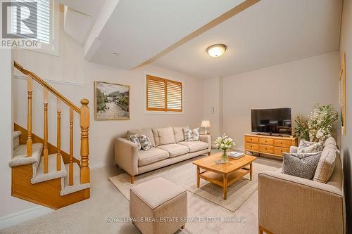 2225 Hummingbird Way, Oakville, ON - Indoor Photo Showing Living Room