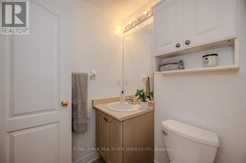 2225 Hummingbird Way, Oakville, ON - Indoor Photo Showing Bathroom