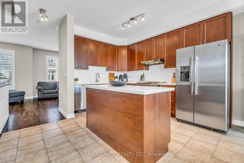 132 Vittorio De Luca Drive, Vaughan, ON - Indoor Photo Showing Kitchen With Stainless Steel Kitchen