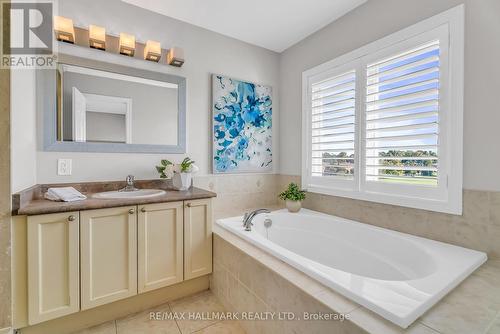 132 Vittorio De Luca Drive, Vaughan, ON - Indoor Photo Showing Bathroom