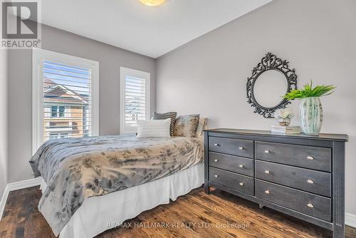 132 Vittorio De Luca Drive, Vaughan, ON - Indoor Photo Showing Bedroom