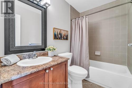 132 Vittorio De Luca Drive, Vaughan, ON - Indoor Photo Showing Bathroom