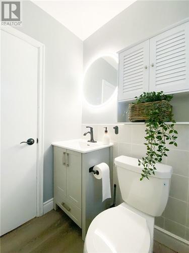 155 Stanley Street, Sudbury, ON - Indoor Photo Showing Bathroom