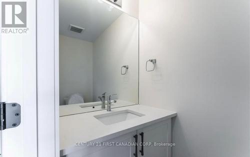 Main - Powder Room - 10111 Oxbow Drive, Middlesex Centre (Komoka), ON - Indoor Photo Showing Bathroom