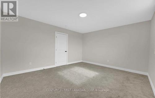 2nd - Master Bedroom - 10111 Oxbow Drive, Middlesex Centre (Komoka), ON - Indoor Photo Showing Other Room