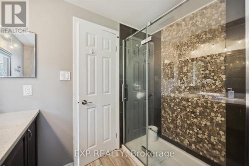 441 Prestwick Drive, Oshawa, ON - Indoor Photo Showing Bathroom