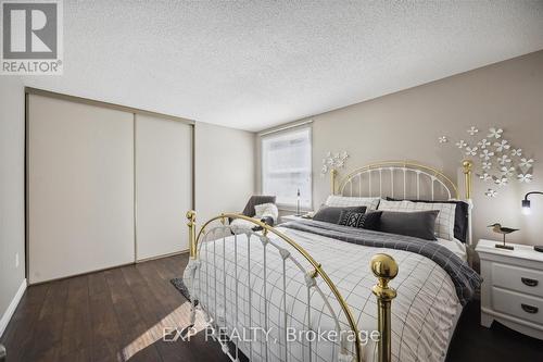 441 Prestwick Drive, Oshawa, ON - Indoor Photo Showing Bedroom