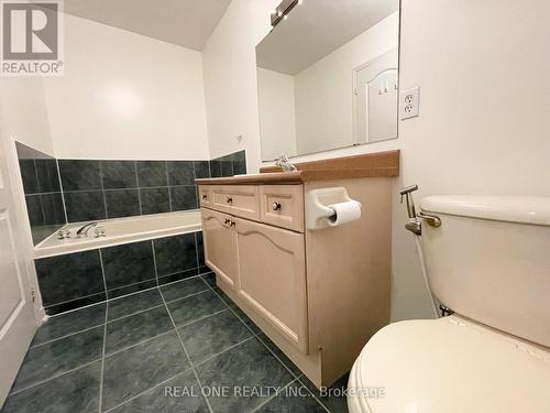 1 - 5530 Glen Erin Drive, Mississauga, ON - Indoor Photo Showing Bathroom