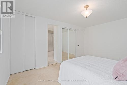 18 Terry Court, Halton Hills, ON - Indoor Photo Showing Bedroom