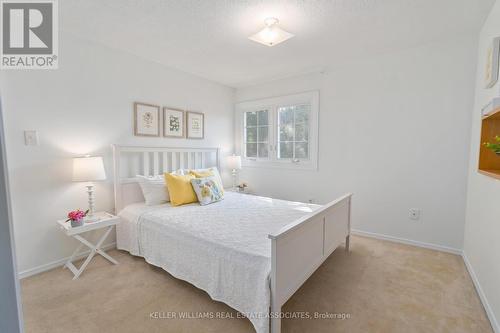 18 Terry Court, Halton Hills, ON - Indoor Photo Showing Bedroom