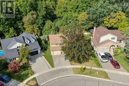 18 Terry Court, Halton Hills, ON - Outdoor