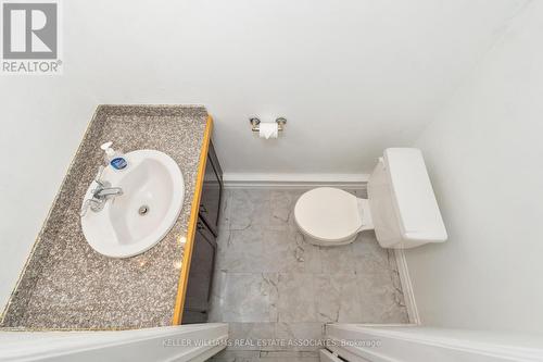 18 Terry Court, Halton Hills, ON - Indoor Photo Showing Bathroom