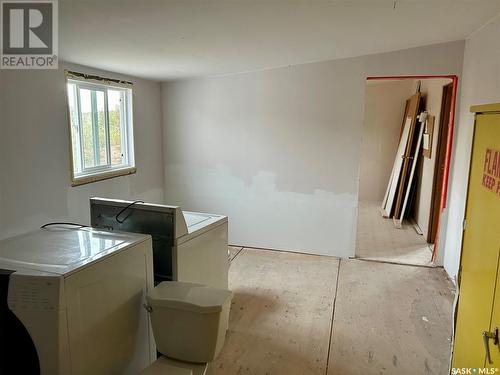 Pike Lake Highway Acreage, Corman Park Rm No. 344, SK - Indoor Photo Showing Laundry Room