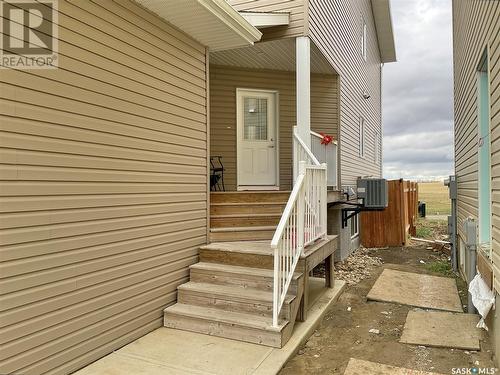 3118 Mazurak Crescent, Regina, SK - Outdoor