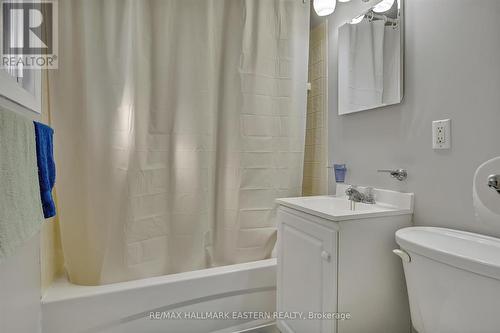 629 Hawley Street, Peterborough (Otonabee), ON - Indoor Photo Showing Bathroom