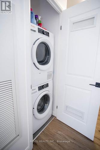 613 - 7 Erie Avenue, Brantford, ON - Indoor Photo Showing Laundry Room