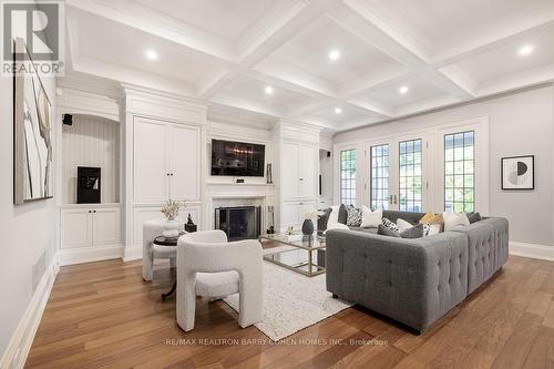 128 Rochester Avenue, Toronto, ON - Indoor Photo Showing Living Room With Fireplace