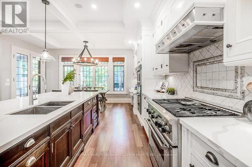 128 Rochester Avenue, Toronto, ON - Indoor Photo Showing Kitchen With Double Sink With Upgraded Kitchen