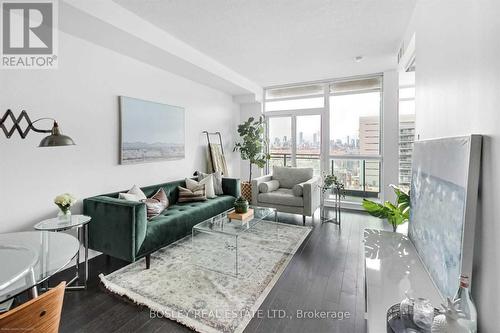 1705 - 1171 Queen Street W, Toronto, ON - Indoor Photo Showing Living Room