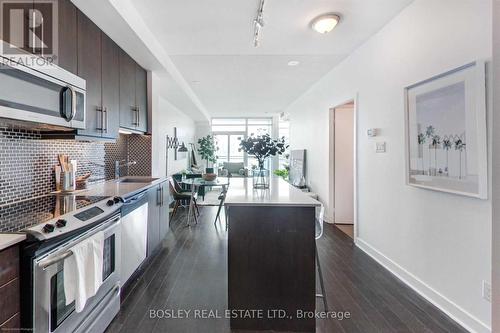 1705 - 1171 Queen Street W, Toronto, ON - Indoor Photo Showing Kitchen With Upgraded Kitchen