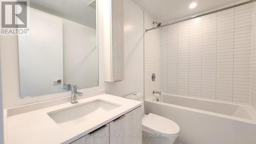 424 - 86 Dundas Street E, Mississauga, ON - Indoor Photo Showing Bathroom