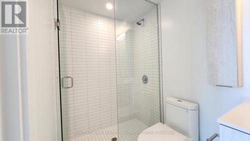 424 - 86 Dundas Street E, Mississauga, ON - Indoor Photo Showing Bathroom