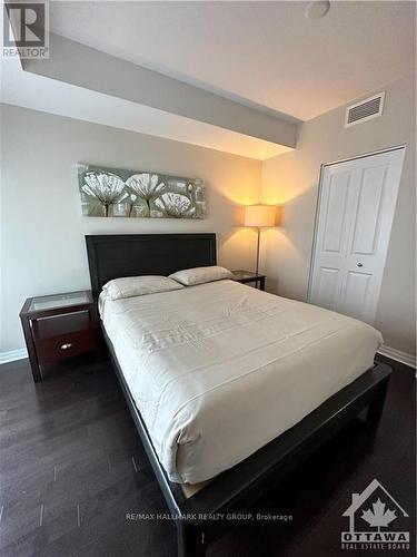 2307 - 242 Rideau Street, Ottawa, ON - Indoor Photo Showing Bedroom