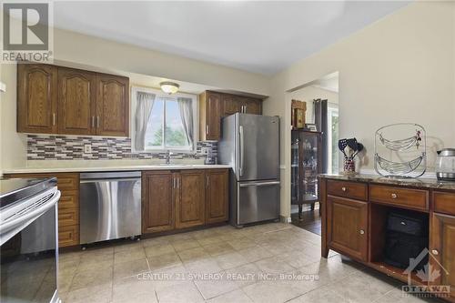 561 River Road, Mcnab/Braeside, ON - Indoor Photo Showing Kitchen