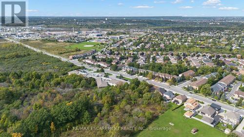 363 Highland Road W, Hamilton, ON 